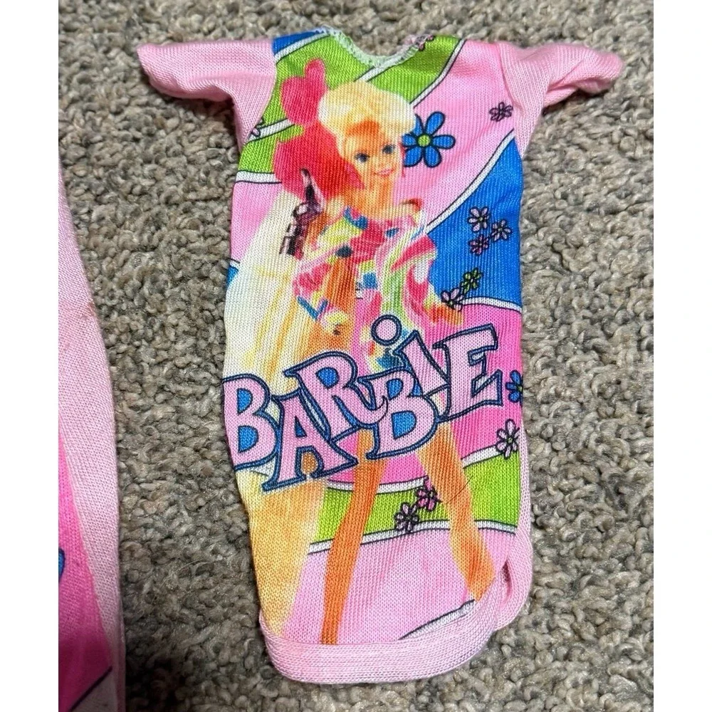 Vintage Barbie Nightgown w/‎ Matching Doll Dress Pink Graphic Mattel 1991 4/5T